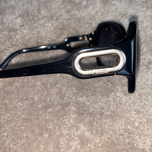 Chloe sunglasses! - Picture 4 of 5